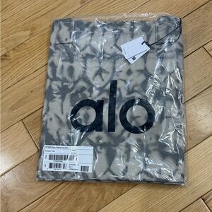NWT Tie Dye ALO Yoga bag